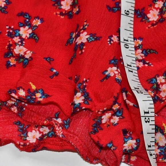 American Eagle Outfitters Red Floral Flouncy Shorts Size M - Picture 5 of 8